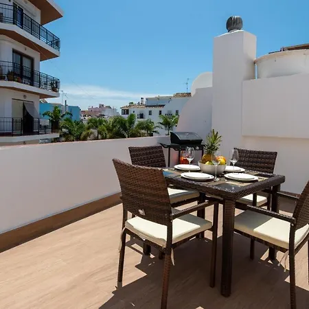Historic Center Cozy Duplex شقة إِستيبونا