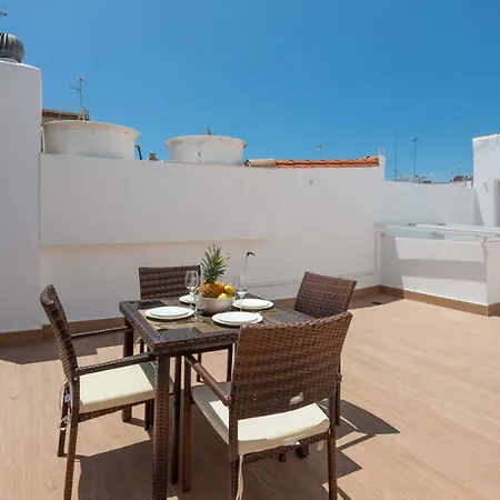 Historic Center Cozy Duplex شقة إِستيبونا
